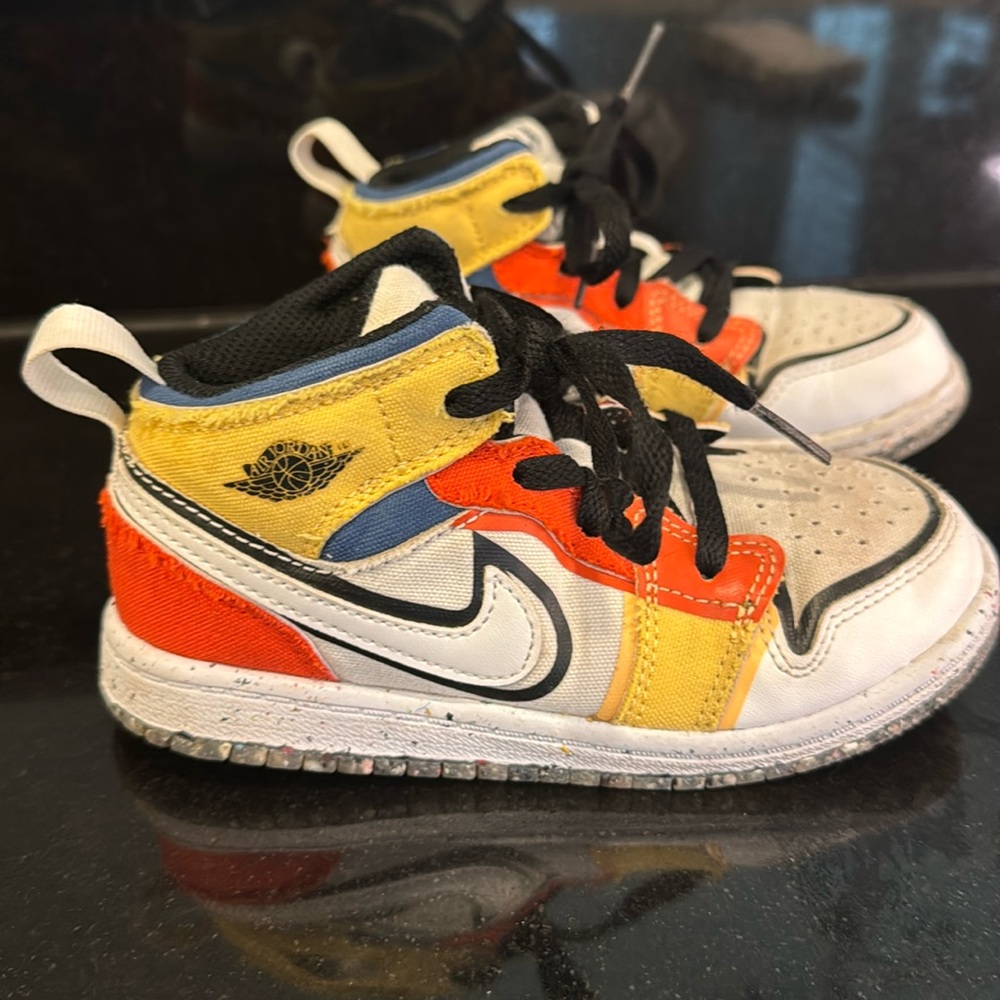 Nike Air Jordan’s sneakers little kids size 10C gently used but in good shape